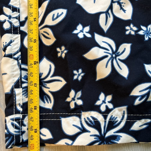 Tommy HilfiMen's Board Shorts Swimming Trunks Sz XL Blue Hawaiian Floral Pockets - Picture 3 of 9